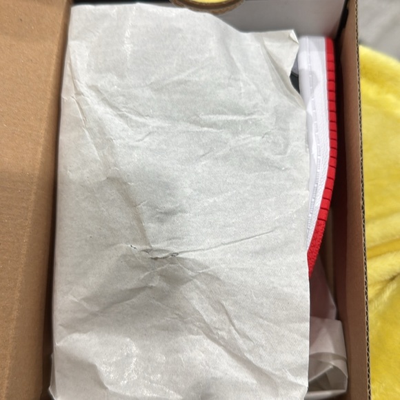 Black/cement grey fire red jordans - Picture 2 of 6